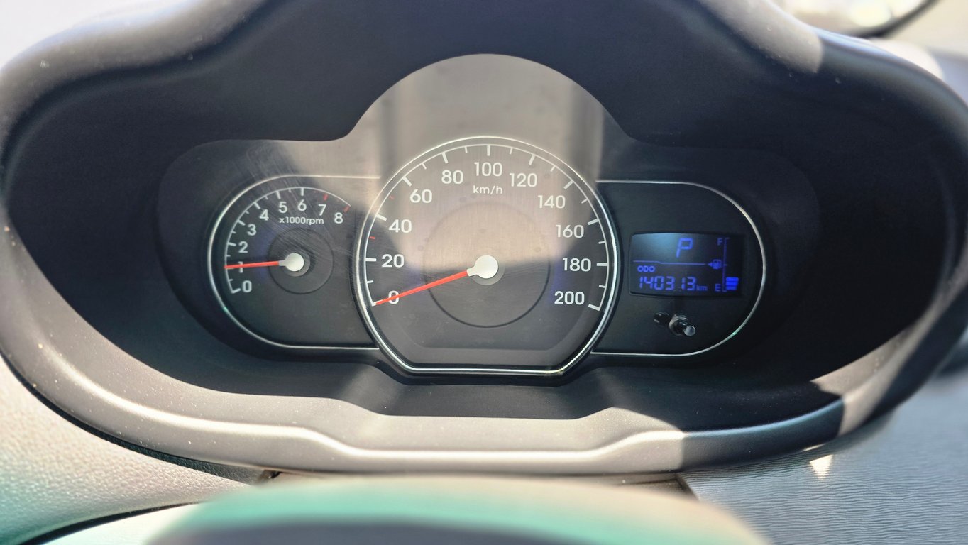 2012 Hyundai I10 1.25 Fluid Auto photo 8