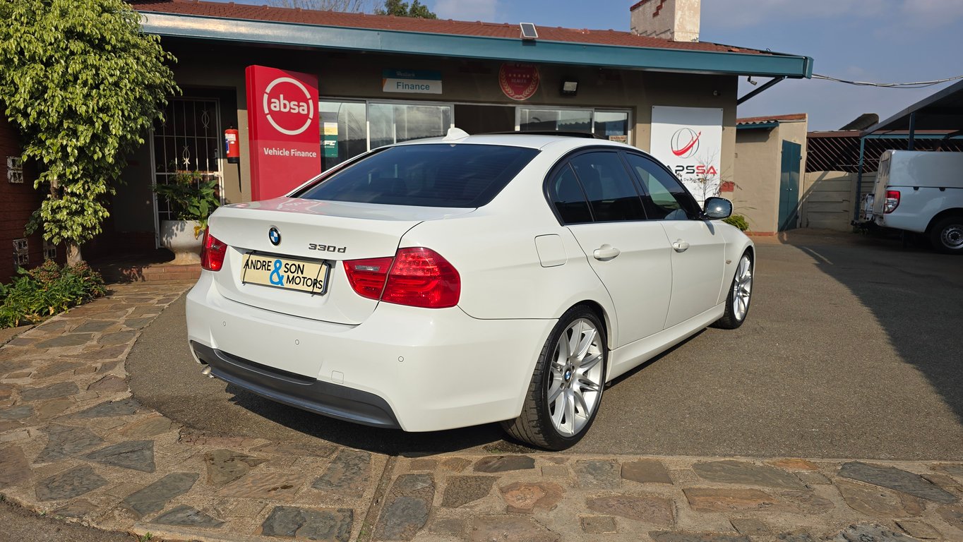 2011 BMW 330D M Sport E90 Auto photo 4