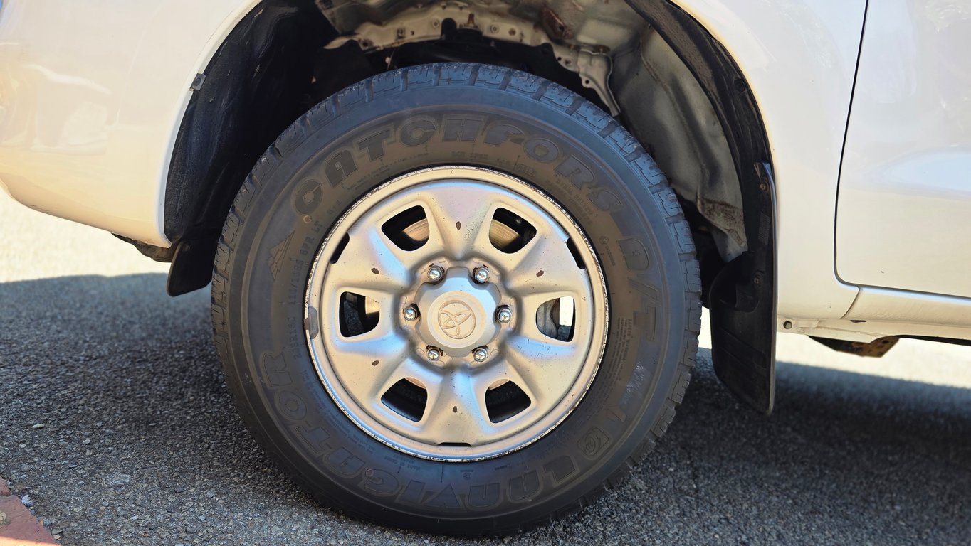 2014 Toyota Hilux 2.5D-4D 4X4 SRX Double Cab photo 19