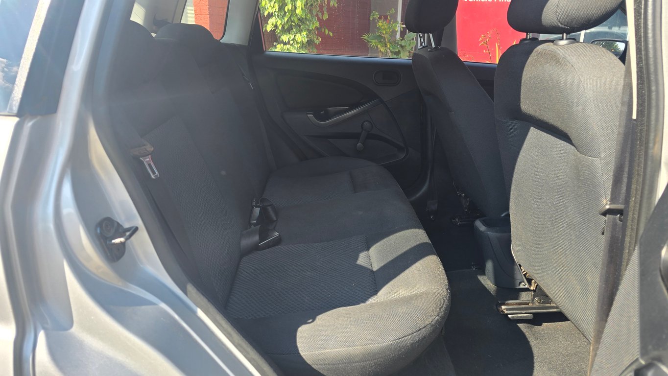 2016 Ford FIGO 1.4 TDCi AMBIENTE photo 4