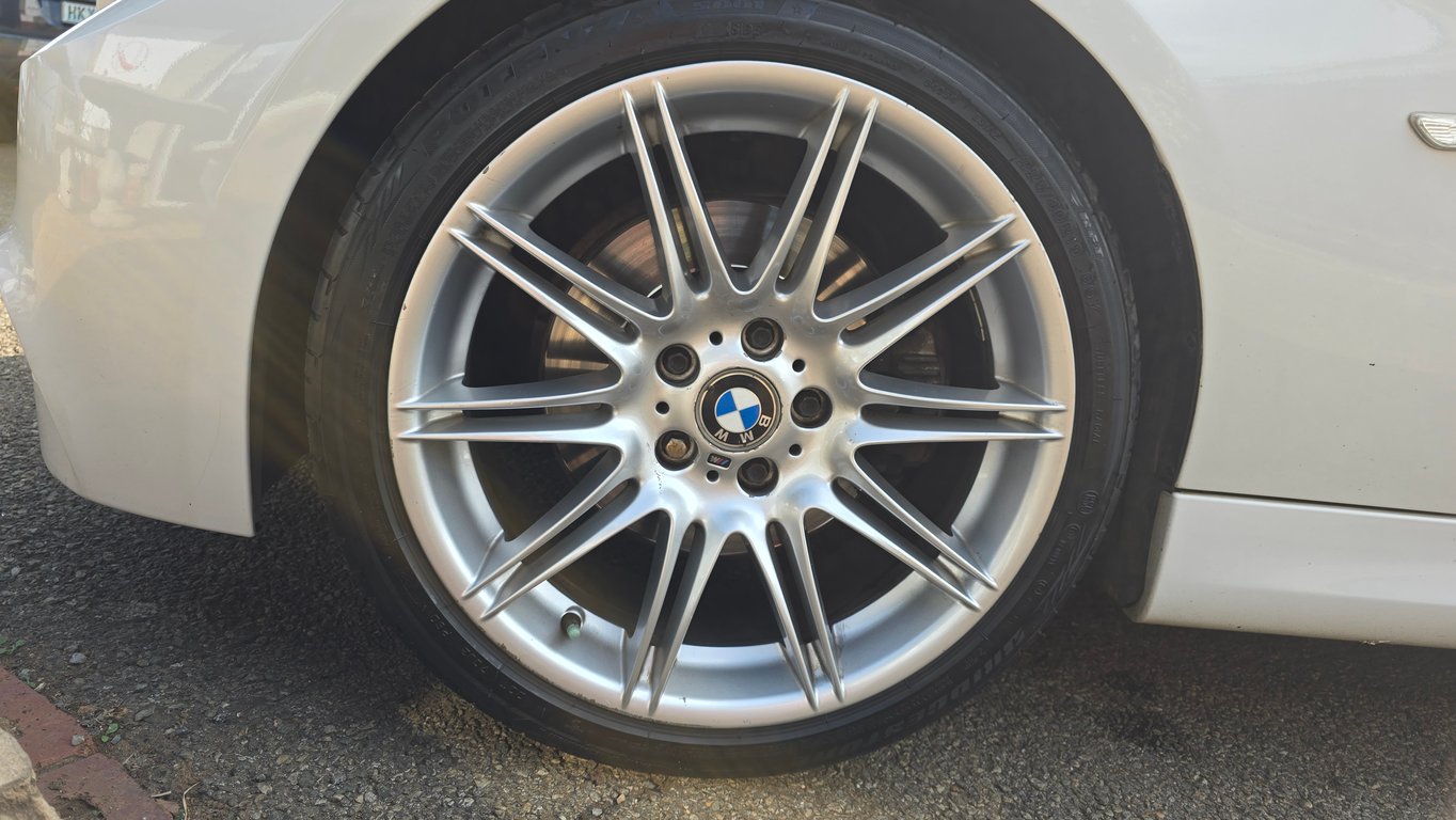 2011 BMW 330D M Sport E90 Auto photo 20