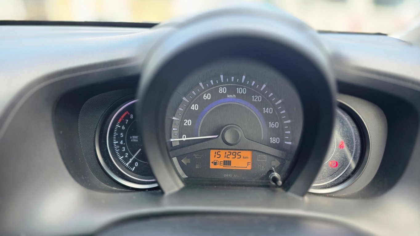 2015 Honda Brio 1.2 Comfort 5Dr photo 10