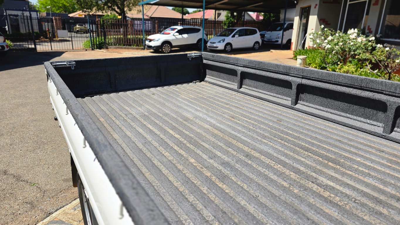 2024 Kia K2700D Workhorse Dropside photo 6