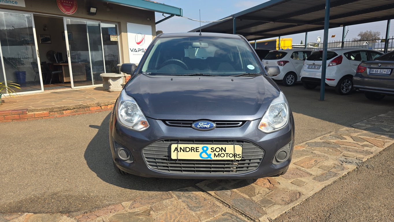 2014 Ford Figo 1.4 Ambiente photo 2