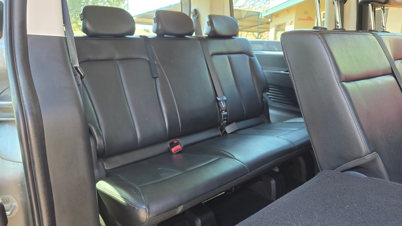 2022 Hyundai Staria 2.2d Executive Auto photo 7