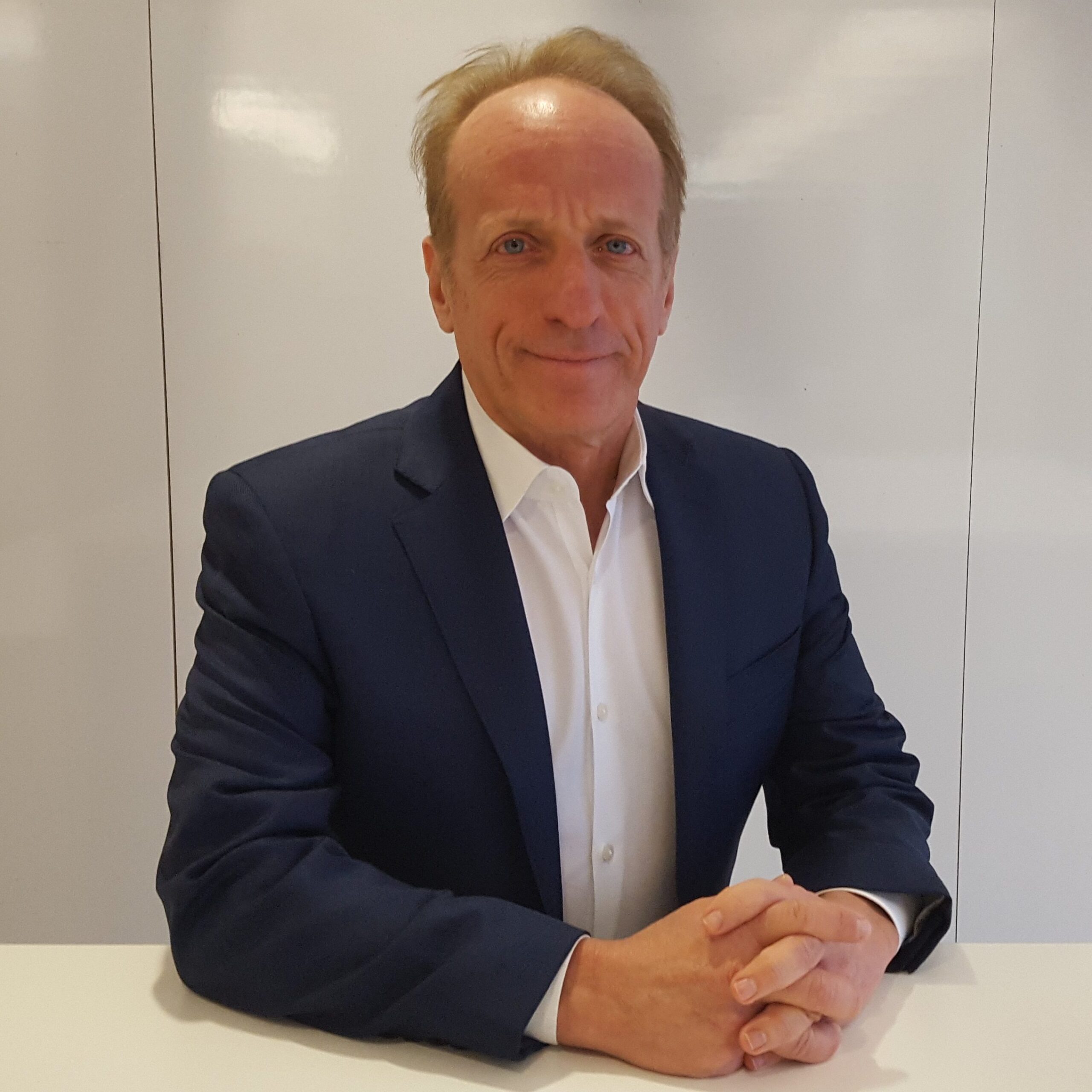 20190219 072902 E 1571073426108 Scaled demonstrating ParqEx's smart parking technology in action.