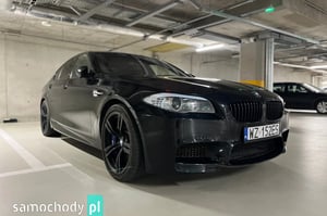 BMW M5 Sedan 2011