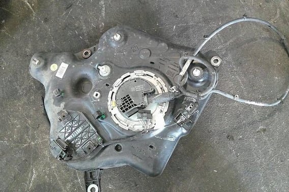 AUDI A7 S7 4G 3,0TDI ZBIORNIK PŁYNU ADBLUE 4G013187