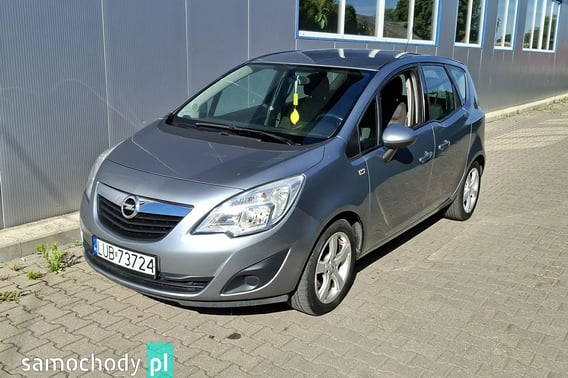 Opel Meriva Minivan 2011