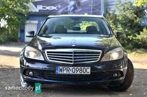 Mercedes-Benz C-Klasa Sedan 2010
