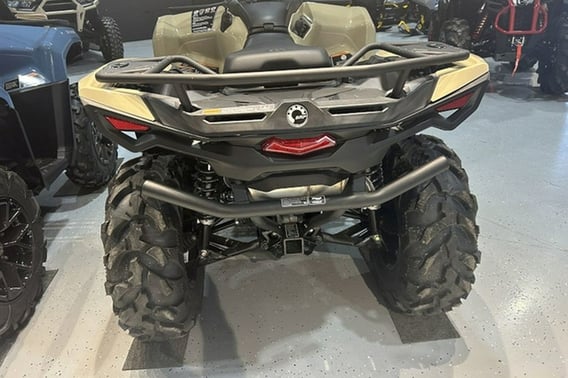 CAN-AM~ BRP Outlander Quad 2026