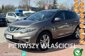 Nissan Murano SUV 2011