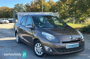 Renault Grand Scenic Minivan 2010