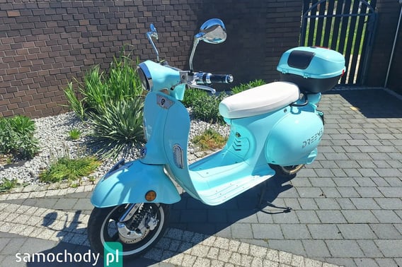 VESPA 50 Skuter 2023