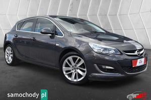Opel Astra Hatchback 2013