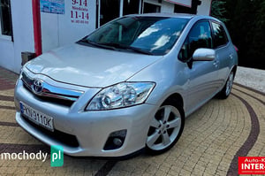 Toyota Auris Crossover 2011