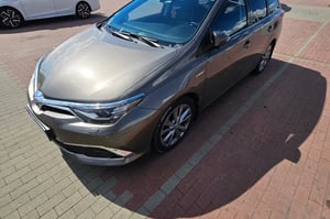 Toyota Auris Kombi 2016