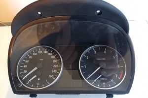 BMW E90 LICZNIK 9110197-51 EUROPA