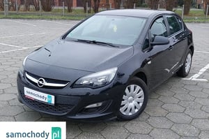 Opel Astra Hatchback 2015