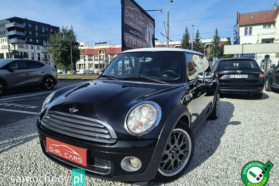 Mini Cooper Hatchback 2009