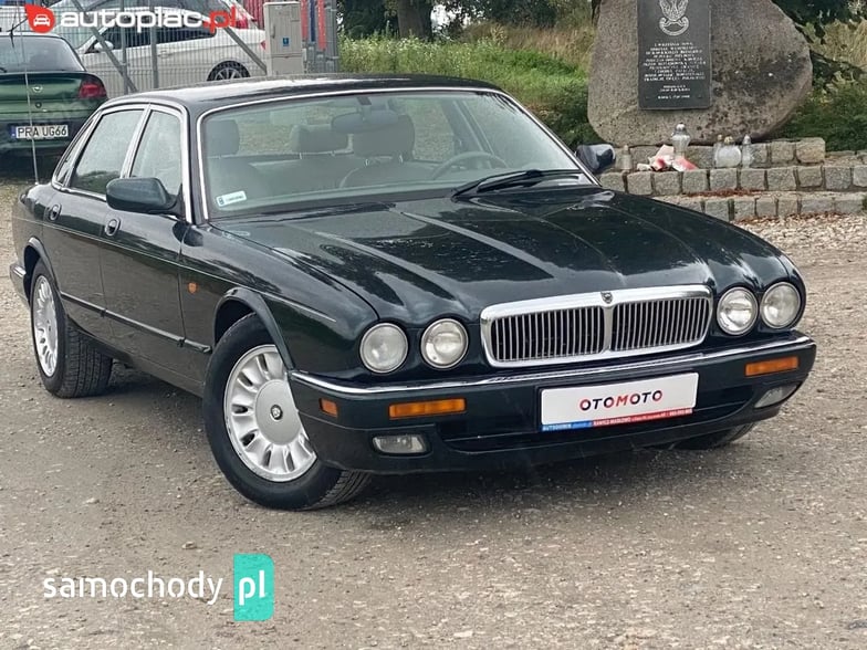 Jaguar XJ