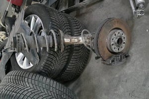 VW TIGUAN 5N AMORTYZATOR ZWROTNICA PRZÓD PRAWA/LEWA 5N0412021BC