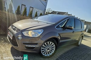 Ford S-Max Minivan 2012