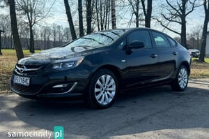 Opel Astra Liftback 2013