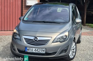 Opel Meriva Hatchback 2010