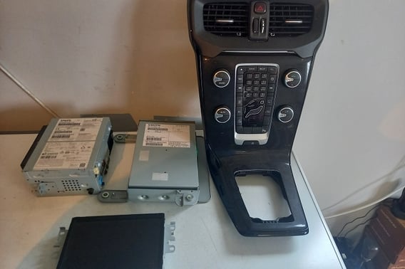 VOLVO V40 II LIFT RADIO NAWIGACJA KOMPLET 32247254