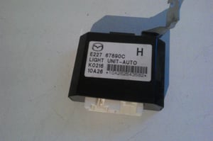 MAZDA CX-7 MODUŁ STEROWNIK ŚWIATEŁ E22767890C