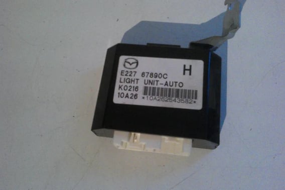 MAZDA CX-7 MODUŁ STEROWNIK ŚWIATEŁ E22767890C