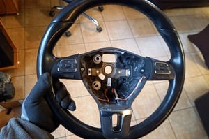 GOLF VI KIEROWNICA SKÓRA MULTIFUNKCJA 5C0419091K