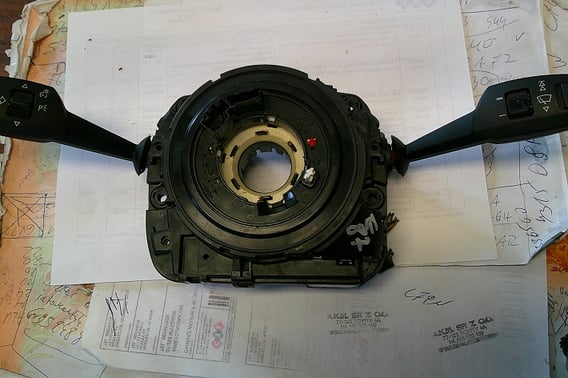 BMW E87 PRZEŁĄCZNIK ZESPOLONY 9110877-01