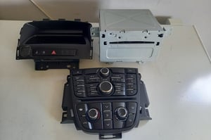 OPEL ASTRA J FABRYCZNE RADIO WYŚWIETLACZ 13338335