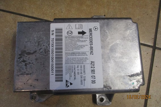 MERCEDES W212 MODUŁ SENSOR PODUSZEK A212 901 07 00