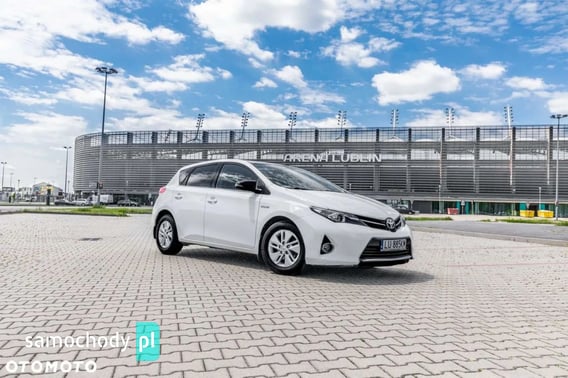 Toyota Auris Hatchback 2014