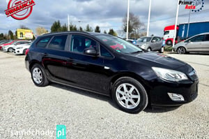 Opel Astra Kombi 2011