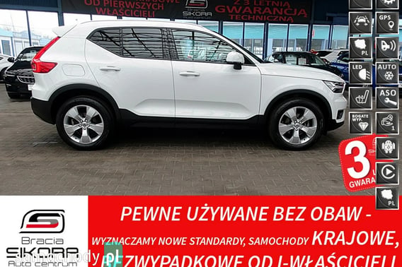 Volvo XC40 SUV 2022