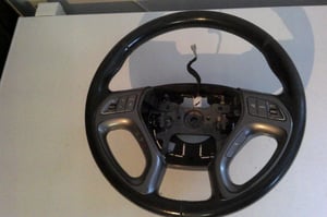 HYUNDAI IX35 KIEROWNICA MULTIFUNKCYJNA 56100-2Y610