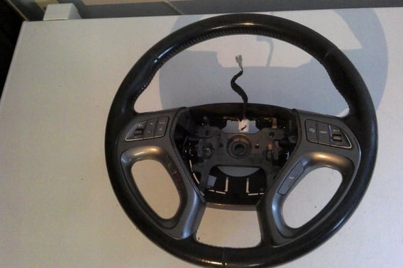 HYUNDAI IX35 KIEROWNICA MULTIFUNKCYJNA 56100-2Y610