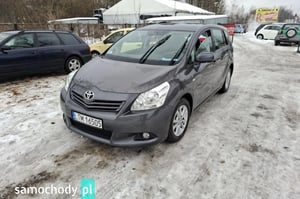 Toyota Verso Crossover 2011