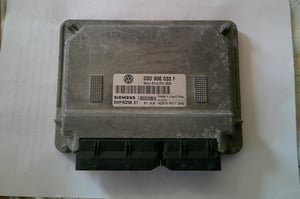 VW POLO 9N STEROWNIK SILNIKA 03D906033F