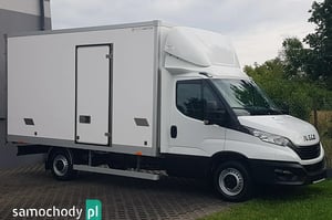 IVECO Daily Kontener 2023