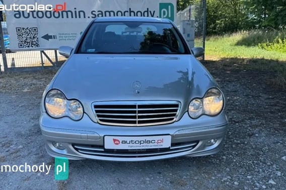 Mercedes-Benz C-Klasa Sedan 2005