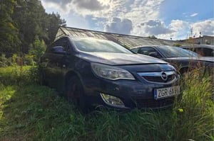 Opel Astra Kombi 2011
