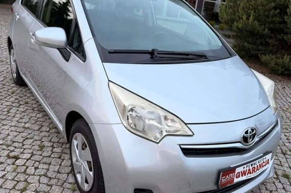 Toyota Verso S Crossover 2011