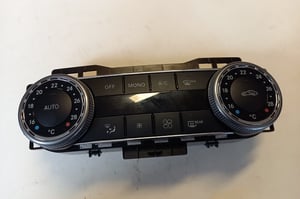 MERCEDES W204 PANEL NAWIEWU I KLIMATYZACJI 2049009104