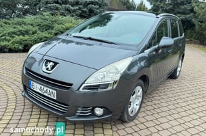 Peugeot 5008 Minivan 2013