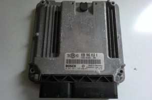 VW PASSAT B5 STEROWNIK SILNIKA 038906016K